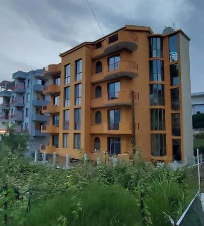 Rigandi Apartamento Durrës Exterior foto